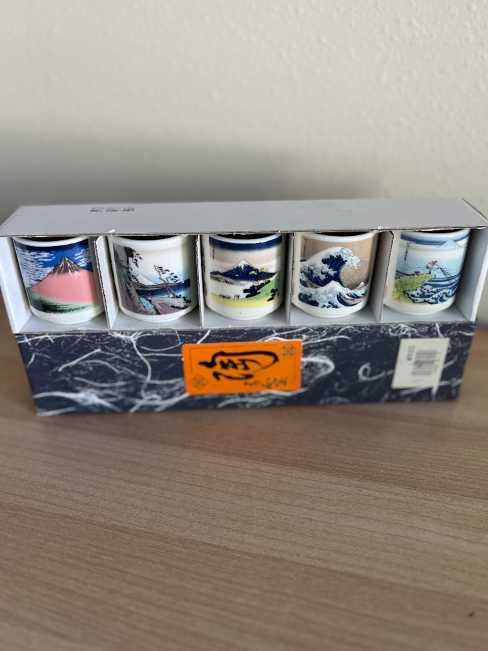 Sake Cups Set of 5  Mt.Fuji Design